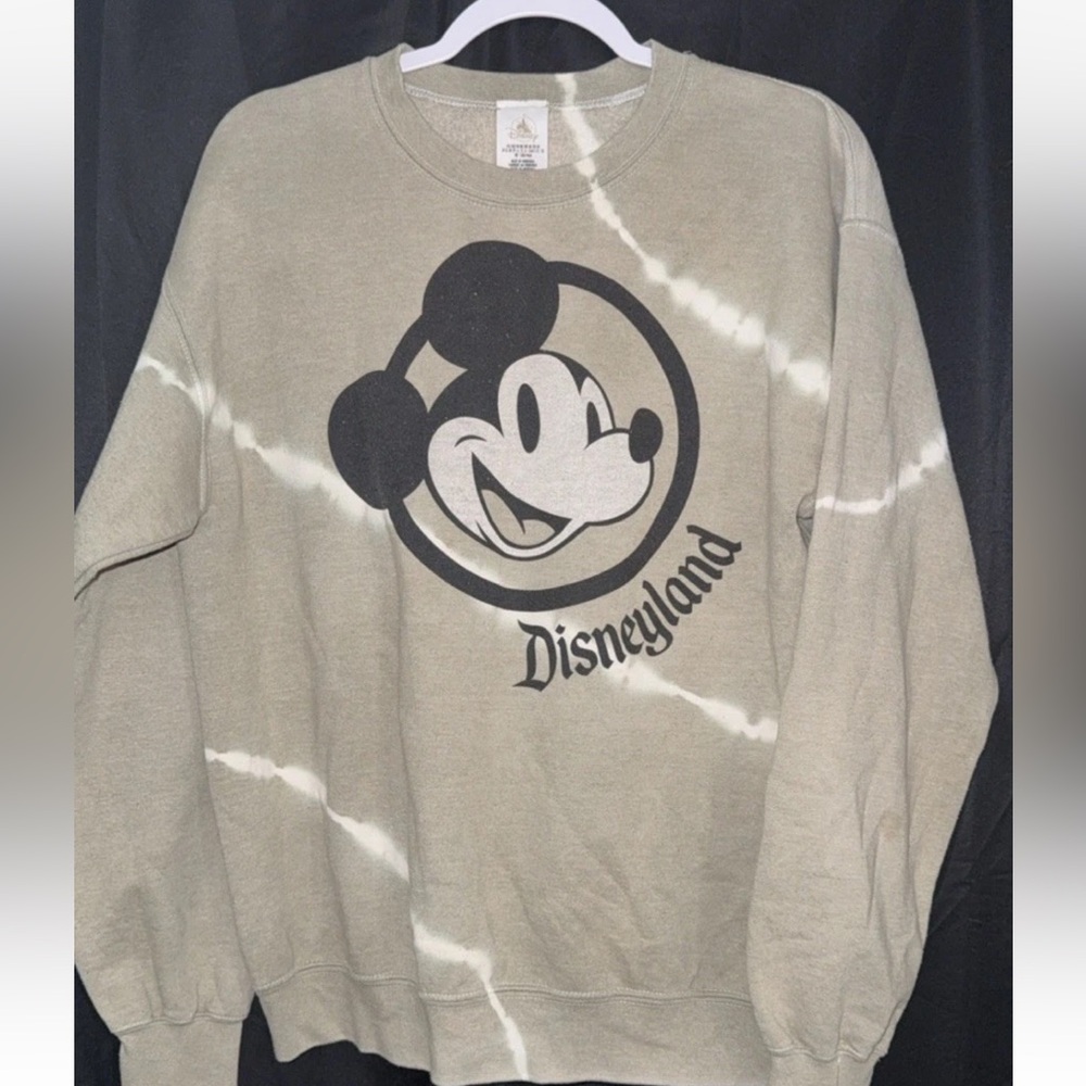 Disneyland Mickey Mouse green tie dye Crewneck Sweater medium